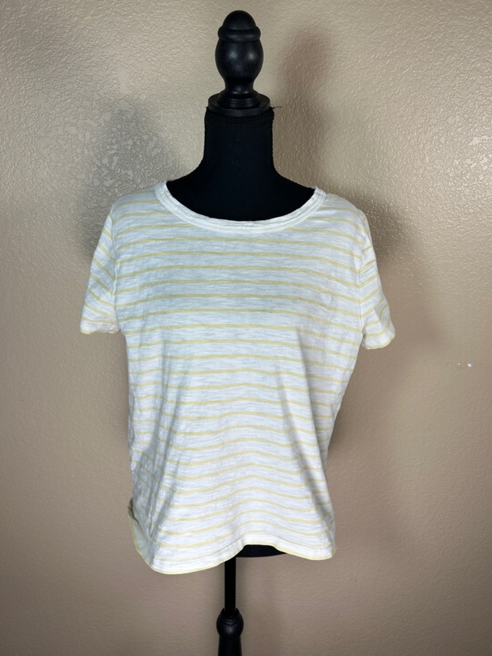 J.Crew White & Pale Yellow Striped Short Sleeve Shirt | 100% Cotton | Size L
